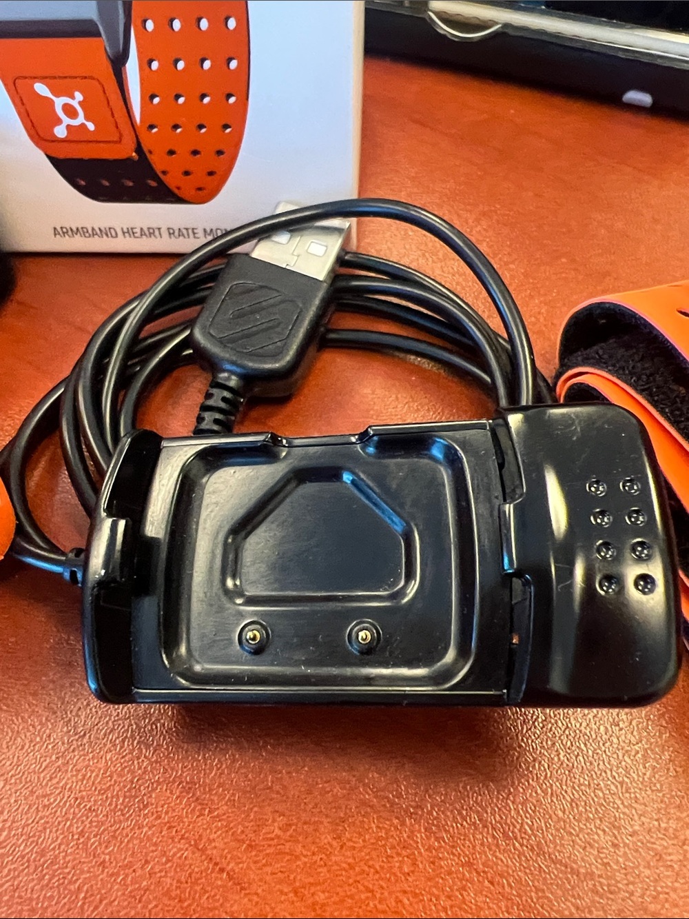 Orangetheory OT Beat Flex Armband Heart Rate Monitor with USB Charger - Picture 5 of 7